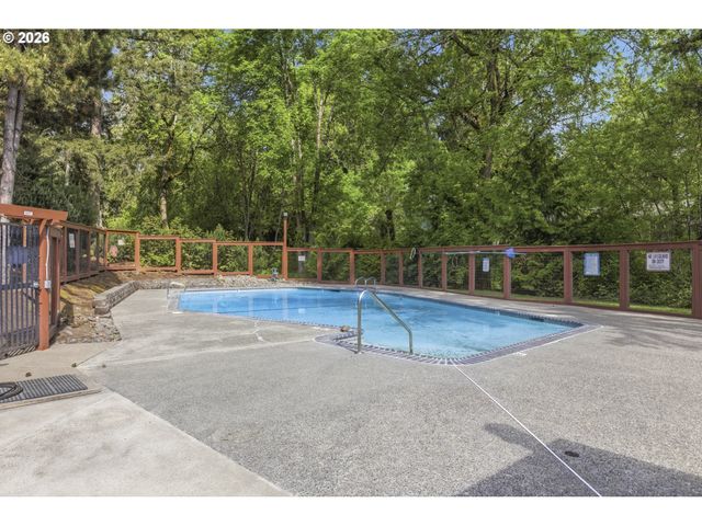 15060 Sw VILLAGE Ln, Beaverton, OR 97007
