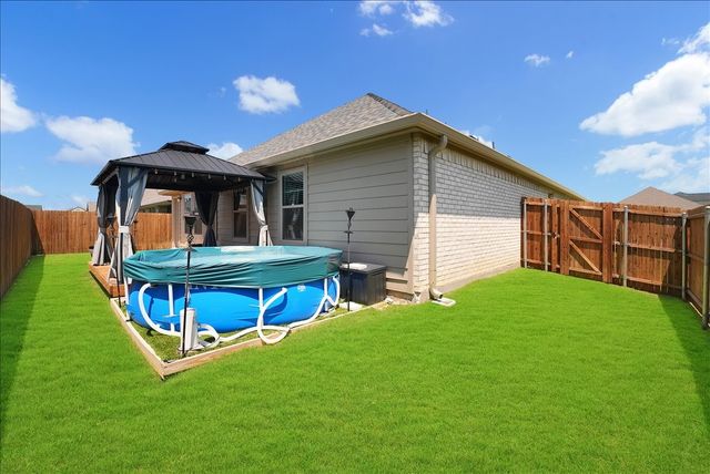 3015 Cliffview Drive, Sanger, TX 76266