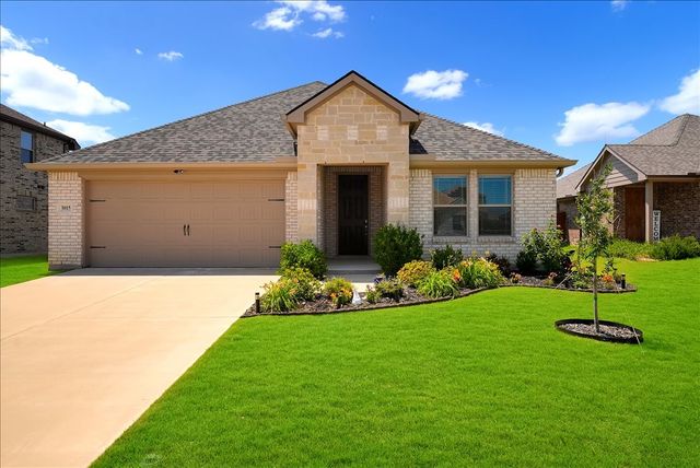 3015 Cliffview Drive, Sanger, TX 76266