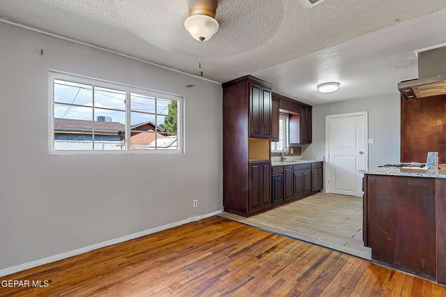 443 Cadwallader Drive, El Paso, TX 79915