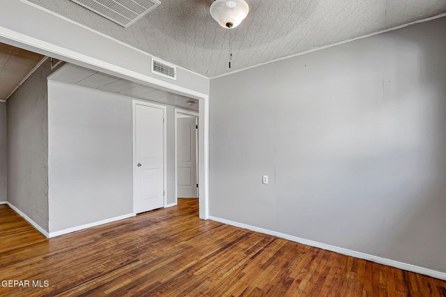 443 Cadwallader Drive, El Paso, TX 79915