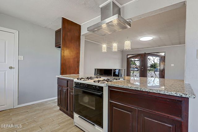 443 Cadwallader Drive, El Paso, TX 79915