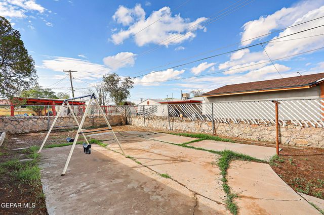443 Cadwallader Drive, El Paso, TX 79915