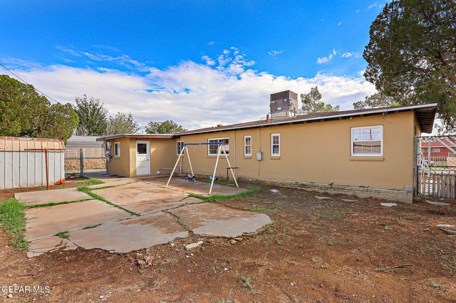 443 Cadwallader Drive, El Paso, TX 79915