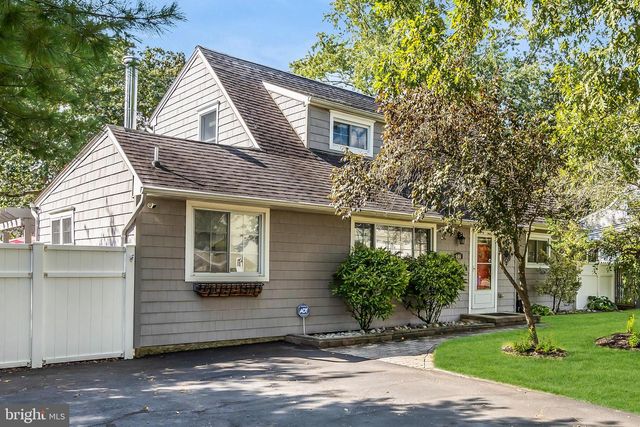 606 POPLAR ST, Lakehurst, NJ 08733