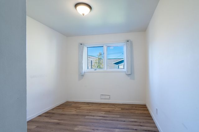 1058 5th Street SW, Valley City, ND 58072