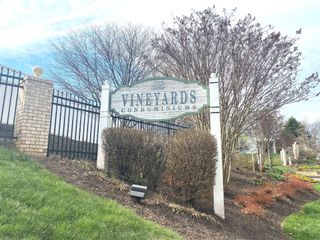 3313 SIR THOMAS DR #23, Silver Spring, MD 20904