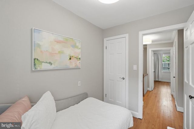 5043 DANA PL NW, Washington, DC 20016