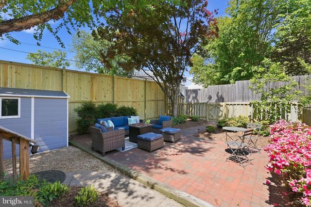 5043 DANA PL NW, Washington, DC 20016