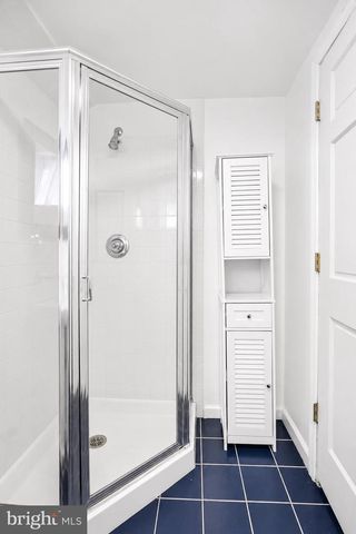 5043 DANA PL NW, Washington, DC 20016