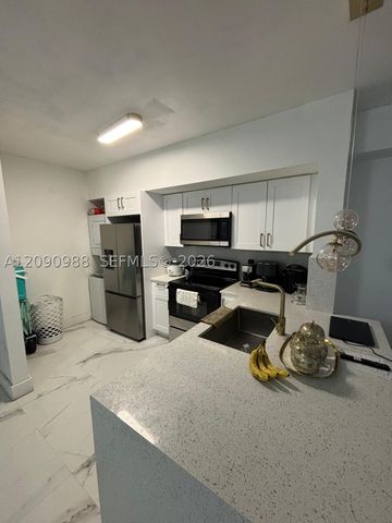 5077 NW 7th St 912, Miami, FL 33126