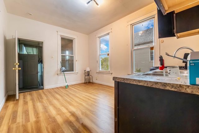 5205 S Wood Street, Chicago, IL 60609