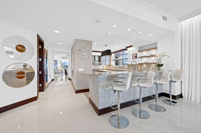 1 N Ocean Blvd PH-501, Boca Raton, FL 33432