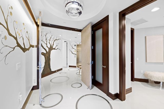 1 N Ocean Blvd PH-501, Boca Raton, FL 33432