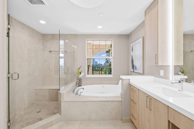 1 N Ocean Blvd PH-501, Boca Raton, FL 33432