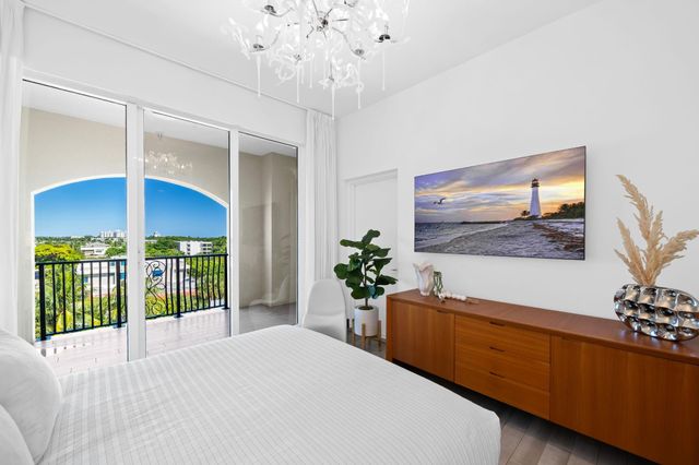 1 N Ocean Blvd PH-501, Boca Raton, FL 33432