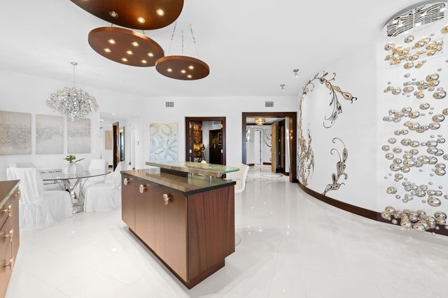 1 N Ocean Blvd PH-501, Boca Raton, FL 33432