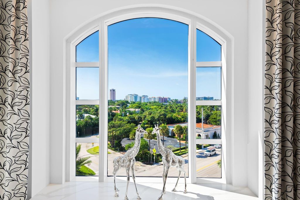 1 N Ocean Blvd PH-501, Boca Raton, FL 33432