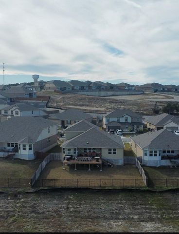 602 Sue Peaks LOOP, Dripping Springs, TX 78620