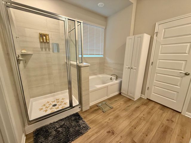 602 Sue Peaks LOOP, Dripping Springs, TX 78620