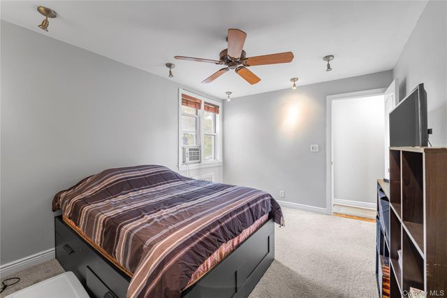 13 Bryant Cres 1D, White Plains, NY 10605