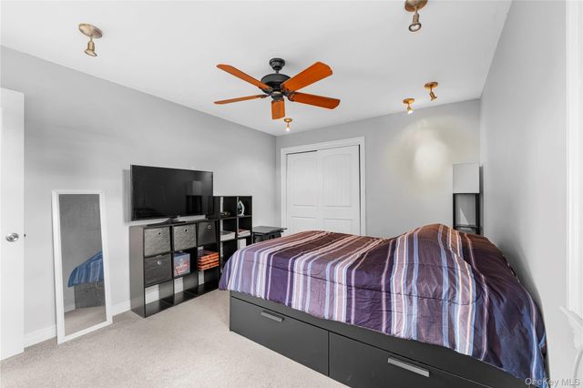 13 Bryant Cres 1D, White Plains, NY 10605