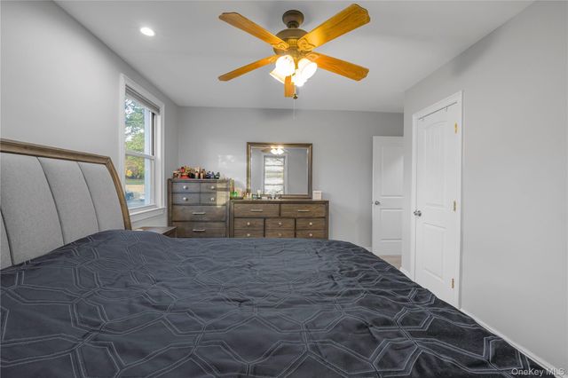 13 Bryant Cres 1D, White Plains, NY 10605