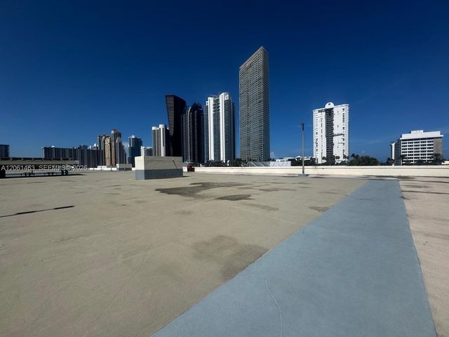 17011 N Bay Road 412, Sunny Isles Beach, FL 33160