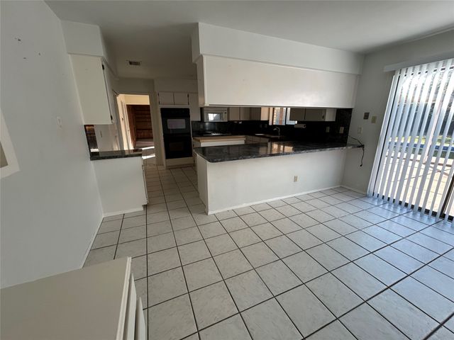 3237 Sapphire Street, Bedford, TX 76021