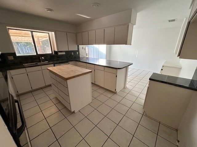 3237 Sapphire Street, Bedford, TX 76021