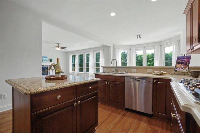 140 Waterstone Pointe, Acworth, GA 30101