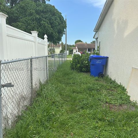 6432 Flagler St 1, Hollywood, FL 33023