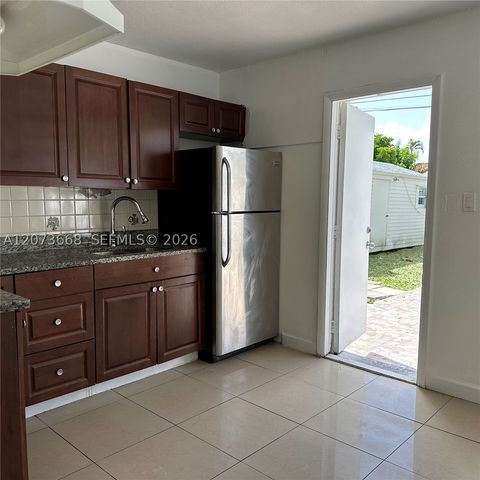 6432 Flagler St 1, Hollywood, FL 33023