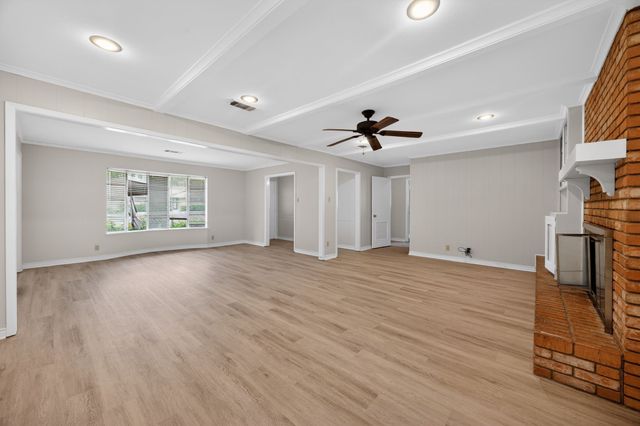 1616 W Shields Drive, Sherman, TX 75092