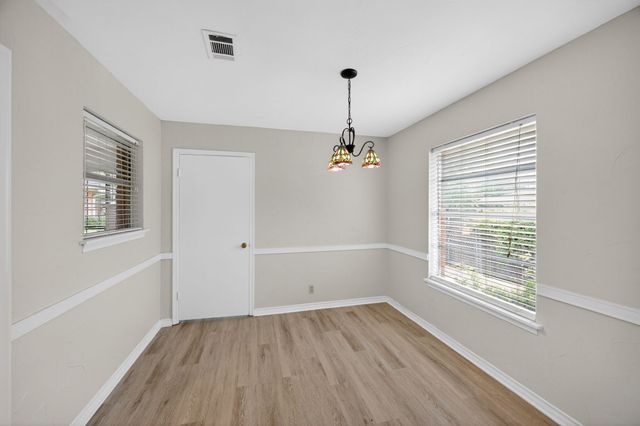 1616 W Shields Drive, Sherman, TX 75092