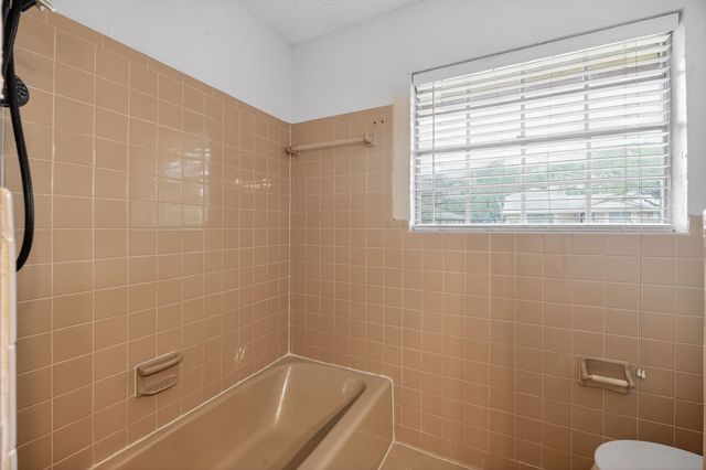 1616 W Shields Drive, Sherman, TX 75092