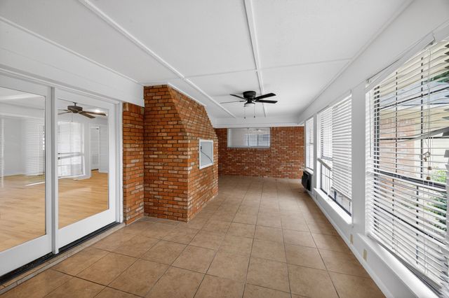 1616 W Shields Drive, Sherman, TX 75092