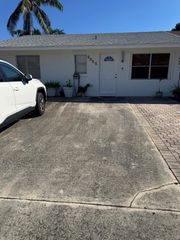 4916 Pimlico Court, West Palm Beach, FL 33415