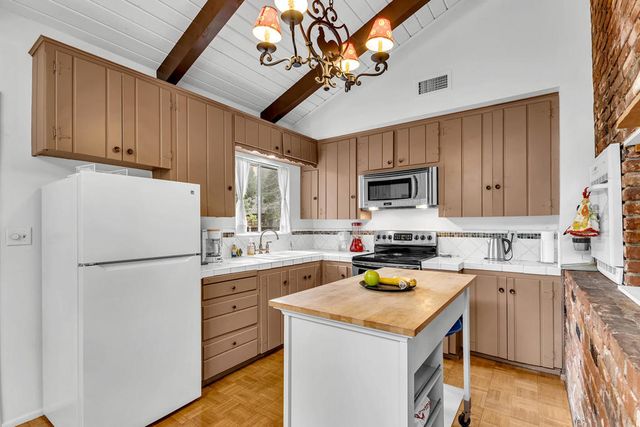 54640 Marian View Drive, Idyllwild, CA 92549