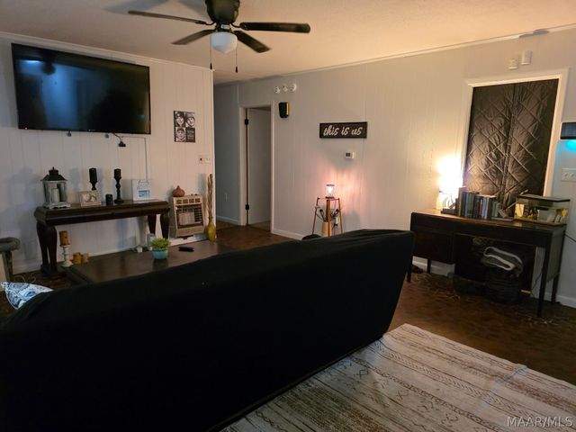 2725 Lakeview Court, Millbrook, AL 36054