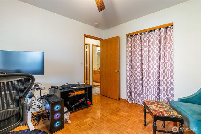 2236 Oak Street, Lynden, WA 98264