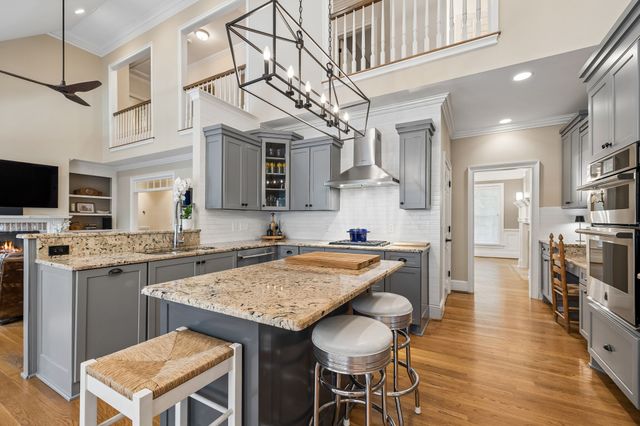 1011 Buckingham Cir, Franklin, TN 37064