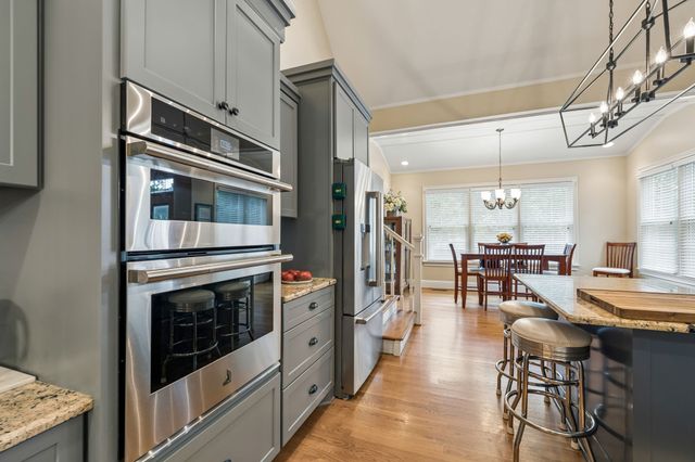 1011 Buckingham Cir, Franklin, TN 37064