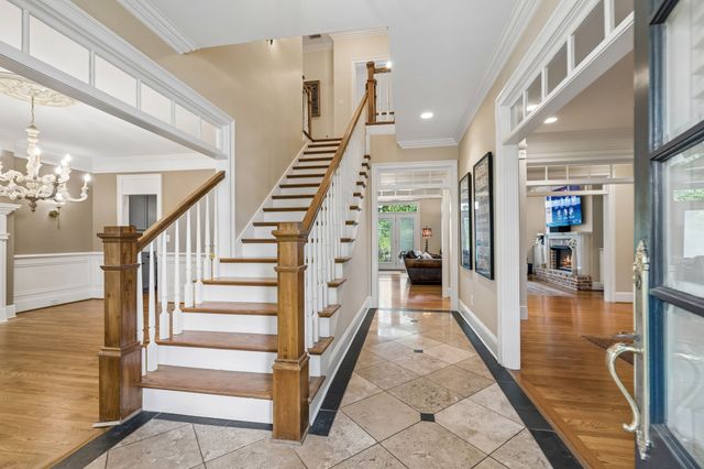 1011 Buckingham Cir, Franklin, TN 37064