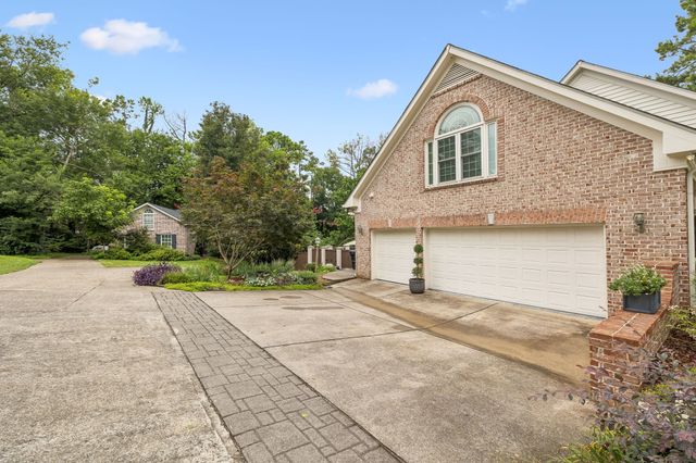 1011 Buckingham Cir, Franklin, TN 37064
