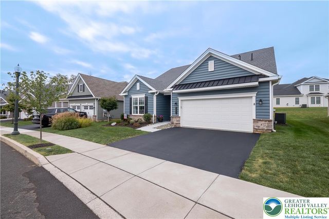 3801 Loyal Lane, Bethlehem Twp, PA 18045