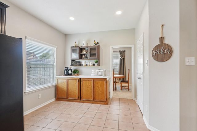 8402 Piping Rock Street, Baytown, TX 77523