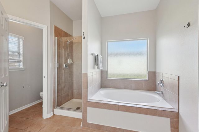 8402 Piping Rock Street, Baytown, TX 77523