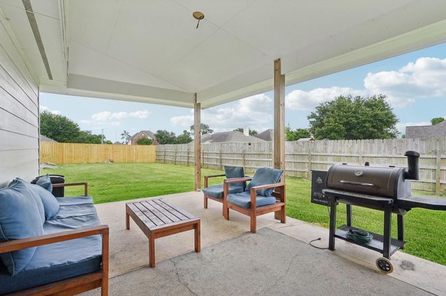 8402 Piping Rock Street, Baytown, TX 77523