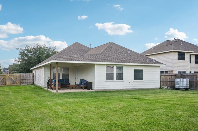 8402 Piping Rock Street, Baytown, TX 77523